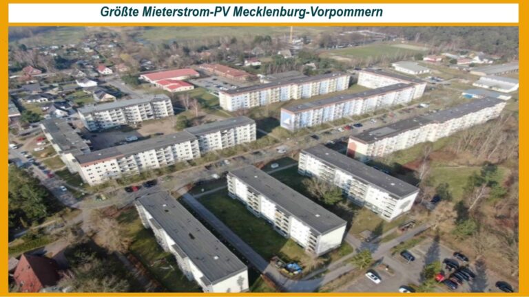 Luftaufnahme der größten Solaranlage für Mieterstrom in Mecklenburg-Vorpommern, von IVSF Solar und Partnern.