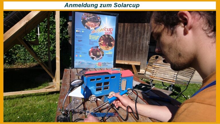 Junge beim Löten eines Solarmoduls für den Schleswig-Holstein Solarcup.