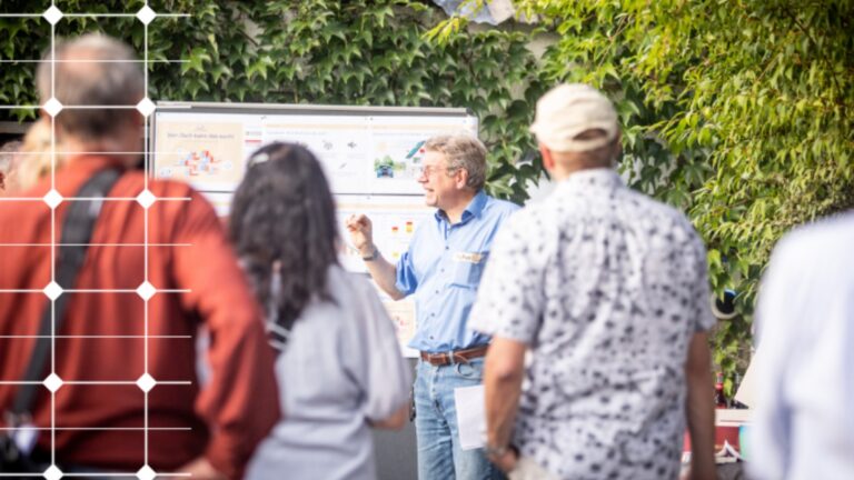 »Packsdrauf«-Solarpartys fördern Nachbarschaftsengagement und den Ausbau der Solarenergie in vielen Städten.