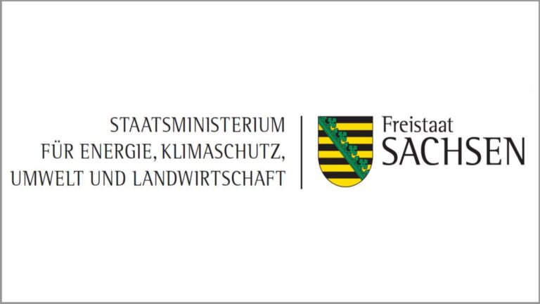 Logo Sächsisches Staatsministerium für Energie, Klimaschutz, Umwelt und Landwirtschaft, besonderer PV-Akteur