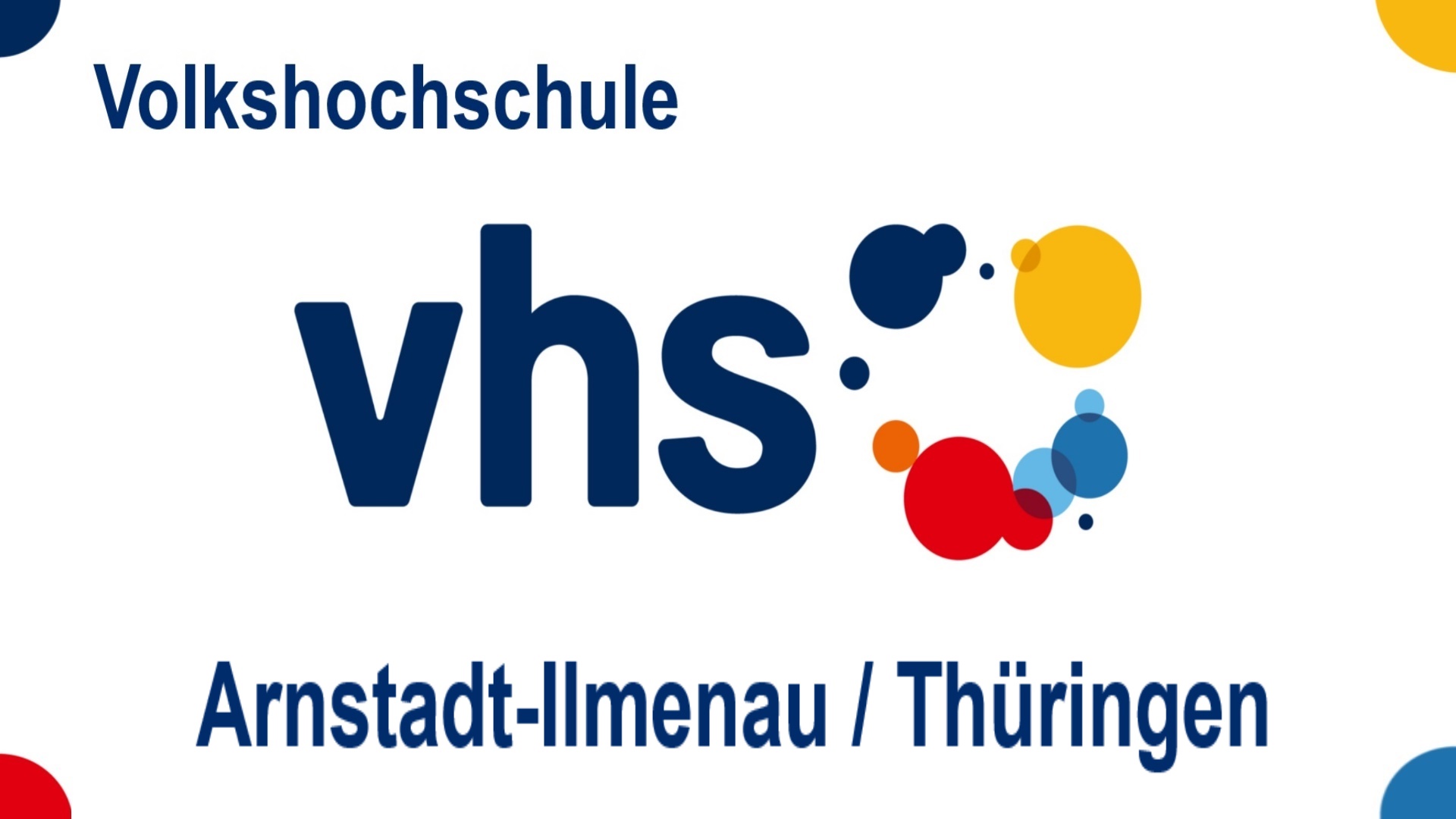 Logo der Volkshochschule (VHS) Arnstadt-Ilmenau in Thüringen, Bildungsangebote zu Energiespeichern, Solar, Energiewende und Photovoltaik.