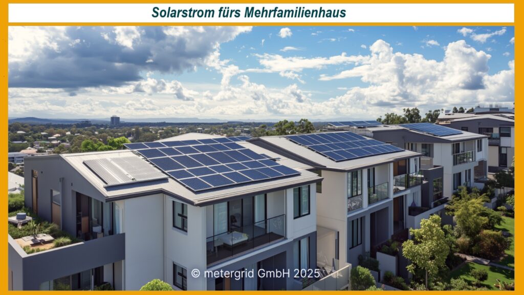 Mehrfamilienhaus mit Flachdach und installierten Photovoltaik-Modulen, Energiespeicher im Einsatz, nachhaltiger Mieterstrom.