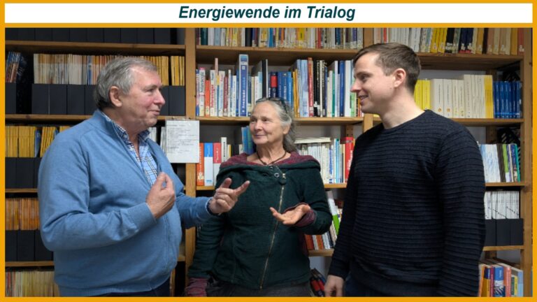 Wolfgang Hentschel, Berit Müller und Frederic Hirschmüller stehen gemeinsam in den DGS-Geschäftsräumen.