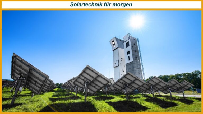 Solarmodule in Reihen auf Wiese vor Industriegebäude unter blauem Himmel; Schriftzug Solartechnik für morgen.