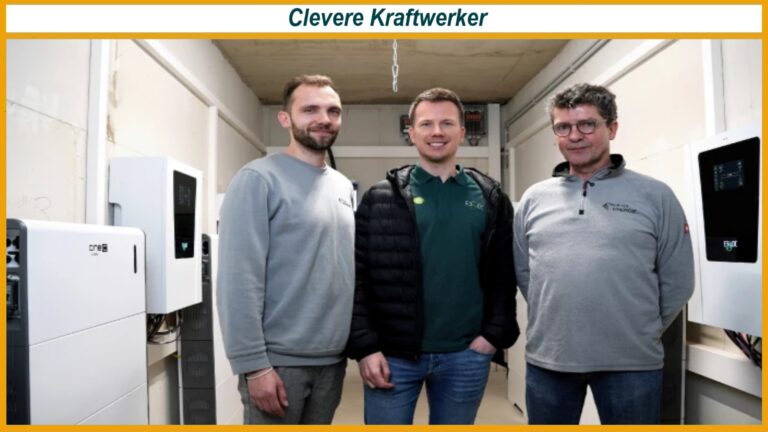 Philippe Rausch, Tarik Guss und Martin Rausch präsentieren ihr gemeinsames Photovoltaik und Energiespeicher Projekt.