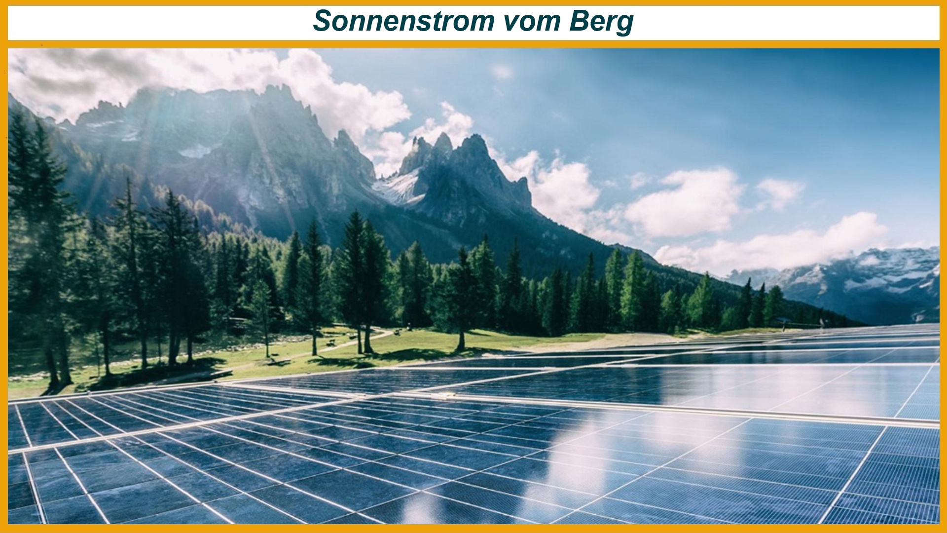 Photovoltaikanlage in alpiner Berglandschaft erzeugt klimafreundlichen Winterstrom für die Energiewende
